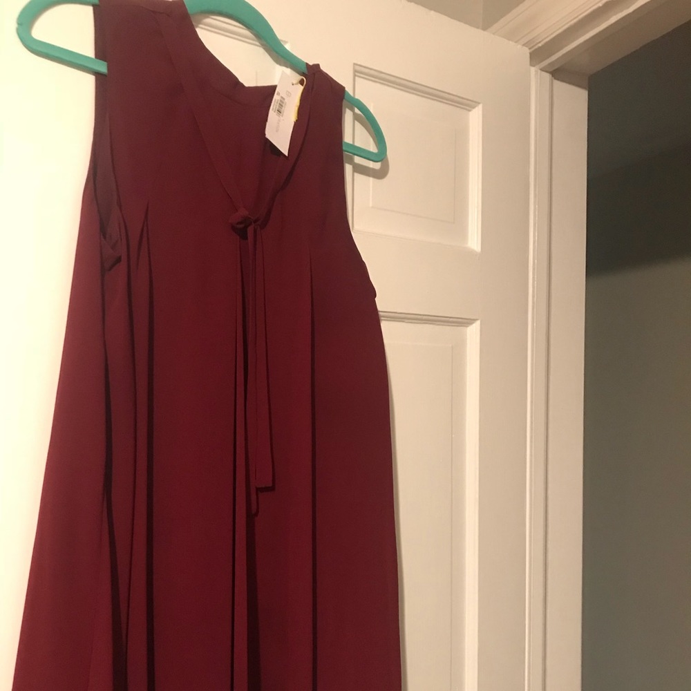 BCBG generation maroon, light weight dress